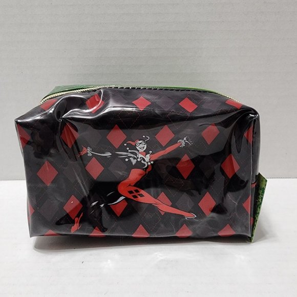 X Revolution Poison Ivy Group - Cosmetic Bag, Face Gems, Brush Set & Liner Duo - Picture 4 of 10